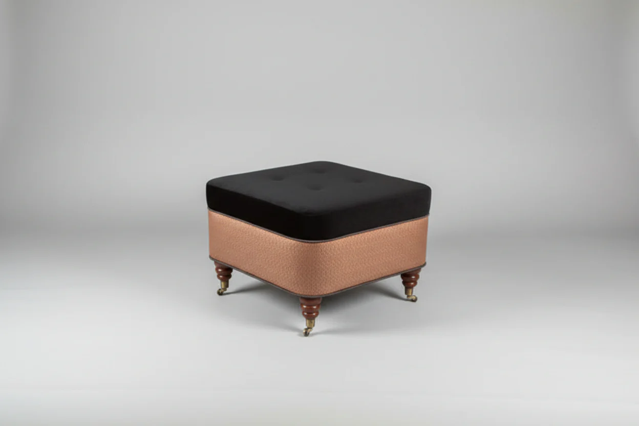 Ottoman On Castors