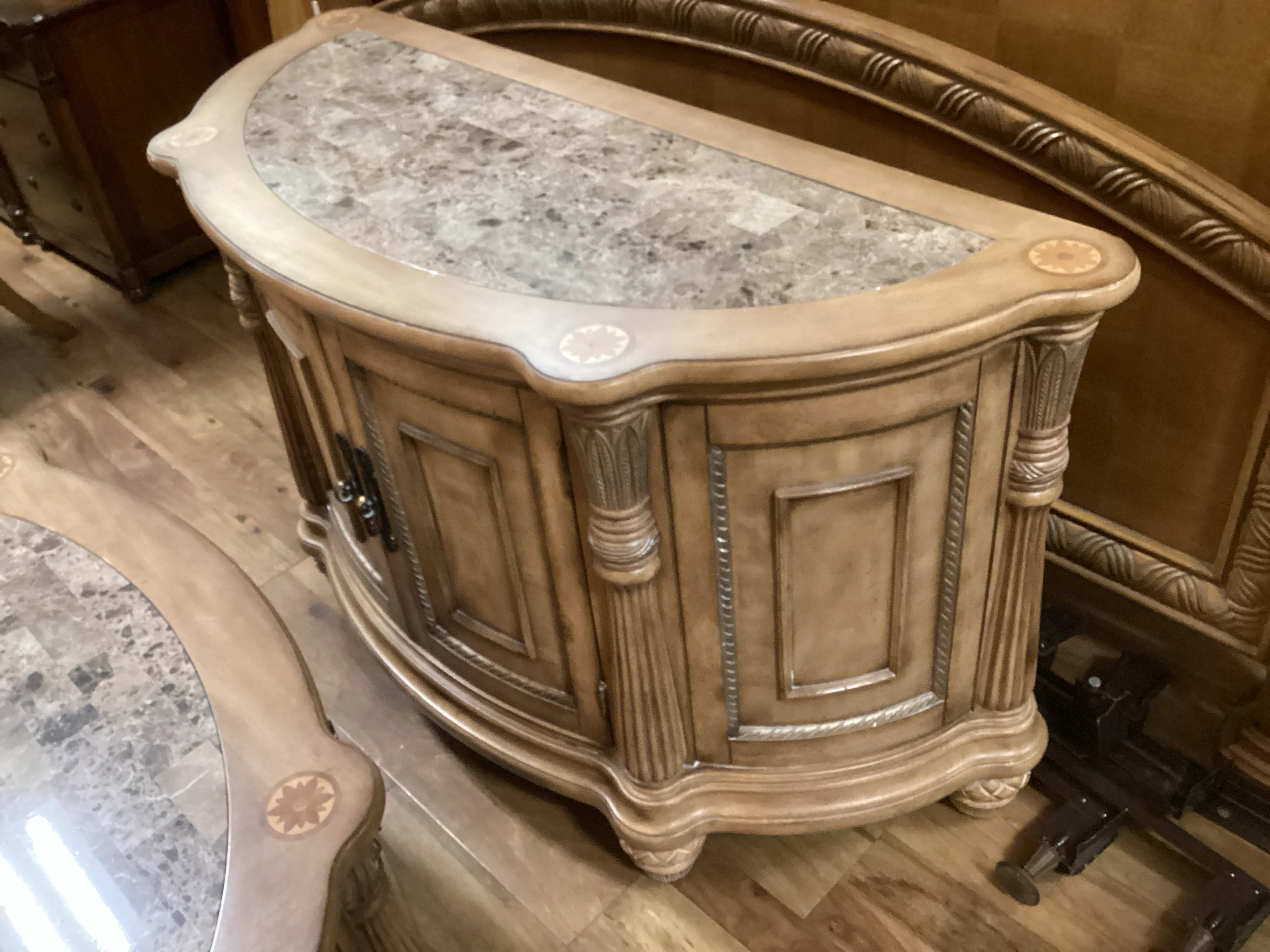Two Door Demilune - Image 2